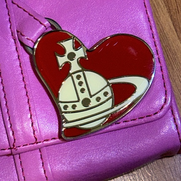Authentic Vivienne Westwood Leather Case with Enamel Heart Accent - Picture 2 of 12